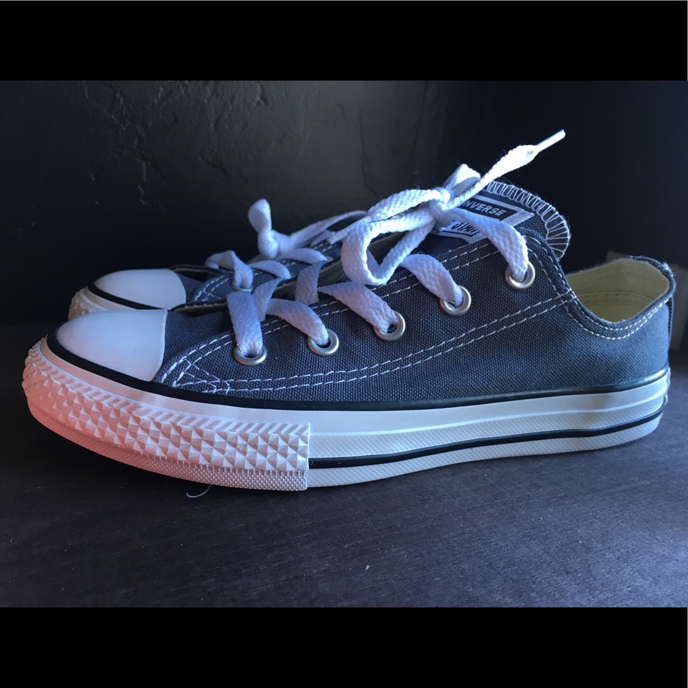 Gray Converse Chuck Taylor size 1 boy or girl